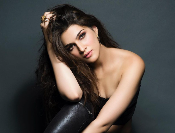 Kriti Sanon Porn Download - Kriti Sanon Spells Elegance In Brown Slip Top And Check Pants, Check Out  The Diva's Sexy Pictures â€“ Latest News Headlines l Politics, Cricket,  Finance, Technology, Celebrity, Business & Gadgets